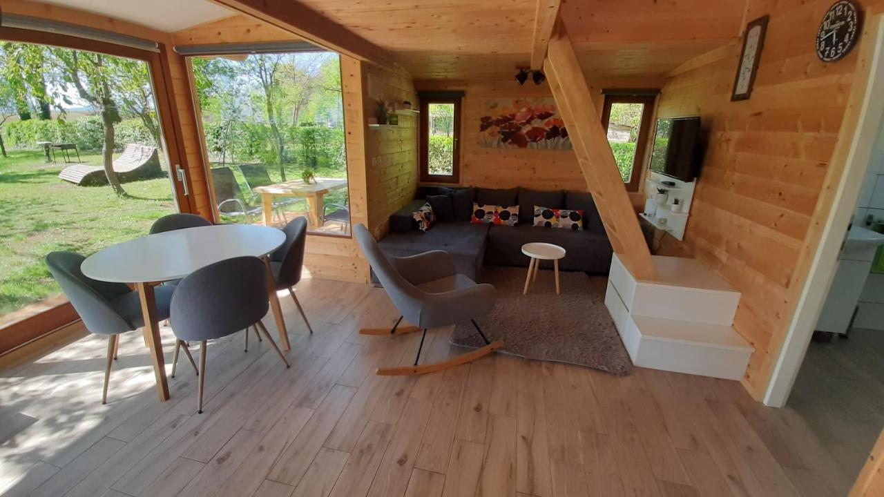 Villa Tiny House Grabovac à Rakovica Extérieur photo